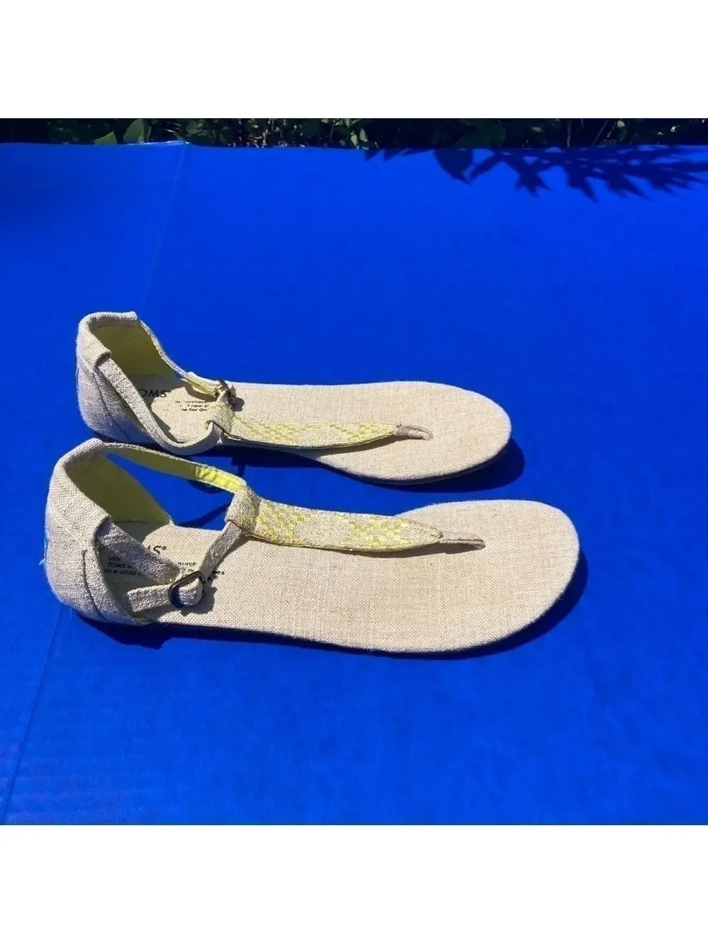 Toms yellow patterned